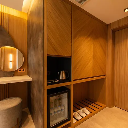 Casa Mimas فندق قرابورون