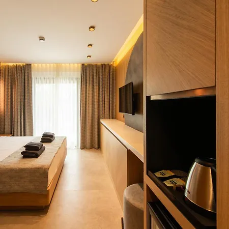 Casa Mimas قرابورون