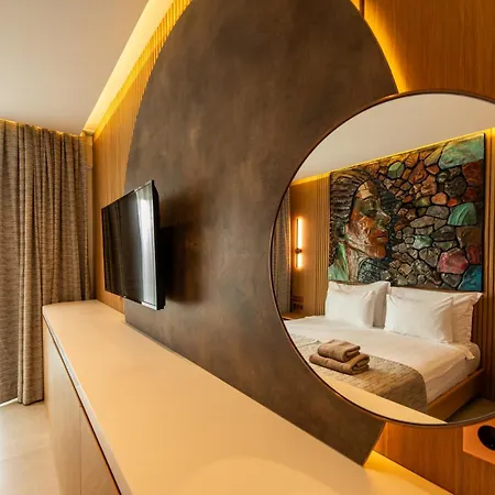 Casa Mimas * قرابورون