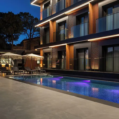 Casa Mimas قرابورون
