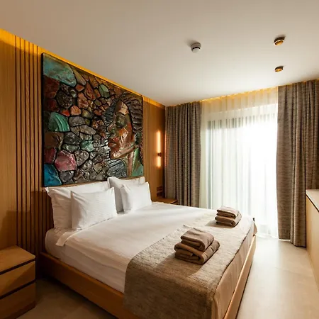 Casa Mimas Hotel *