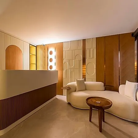 Casa Mimas Hotel *